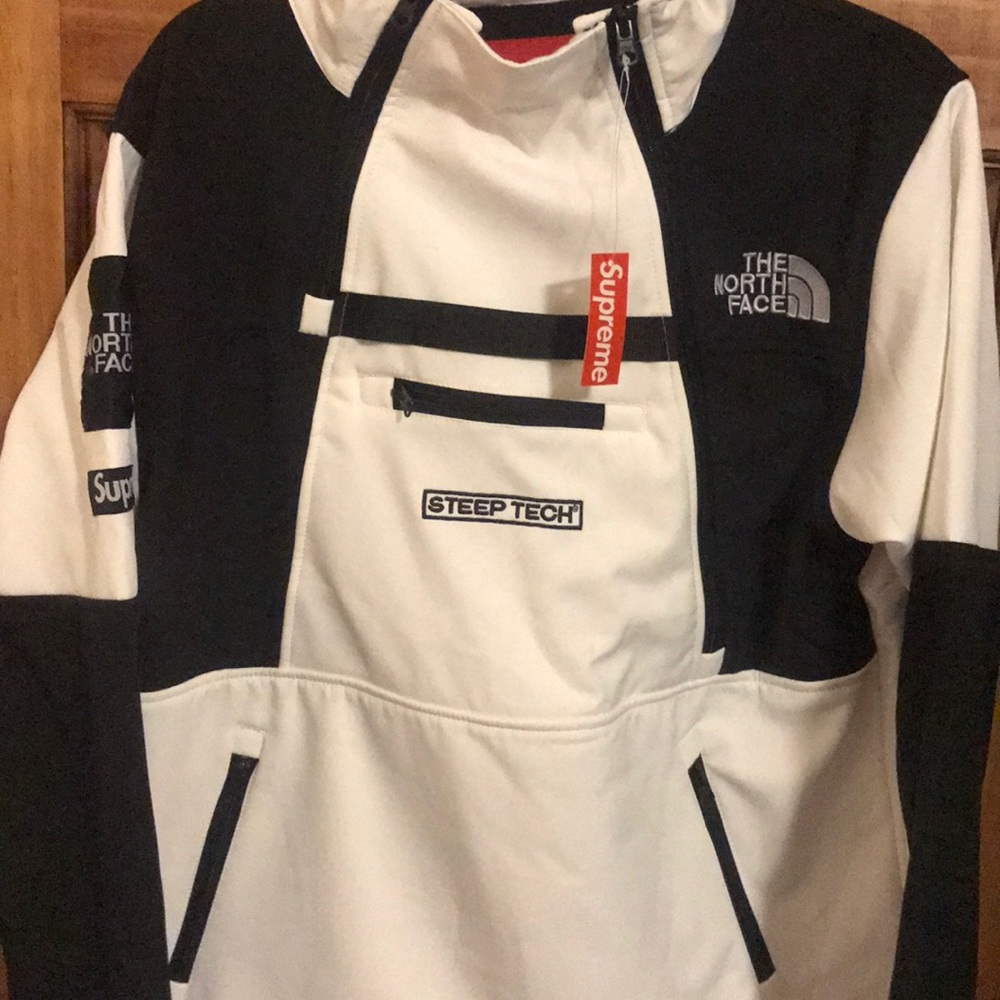 *Replica* NorthFace x Supreme winter jacket